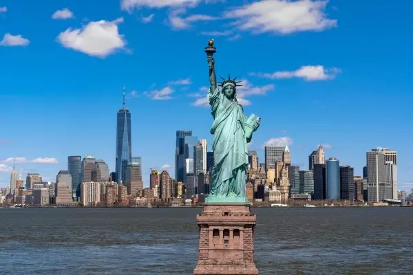 statue-liberty-scene-new-york-cityscape-river-side-which-location-is-lower-manhattan